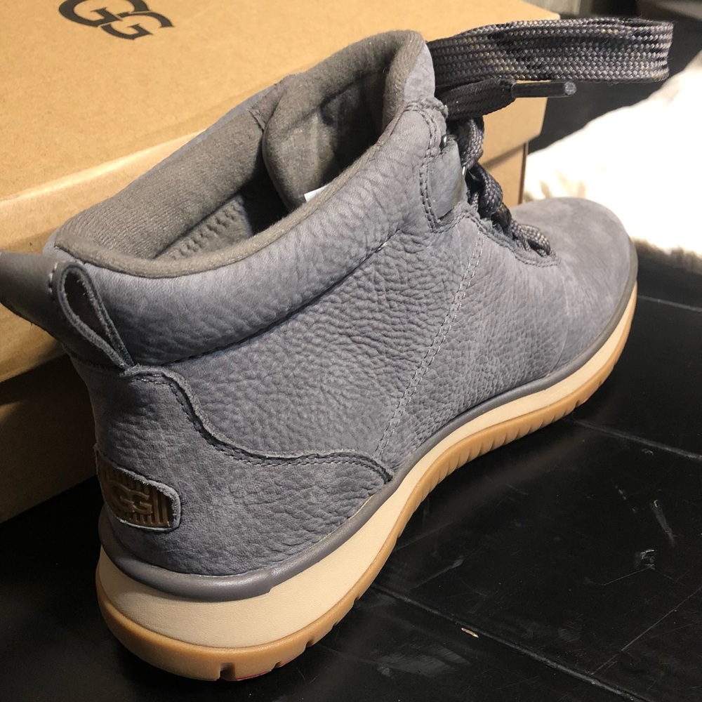NEW UGG Lakesider Ankle Boot -Grey